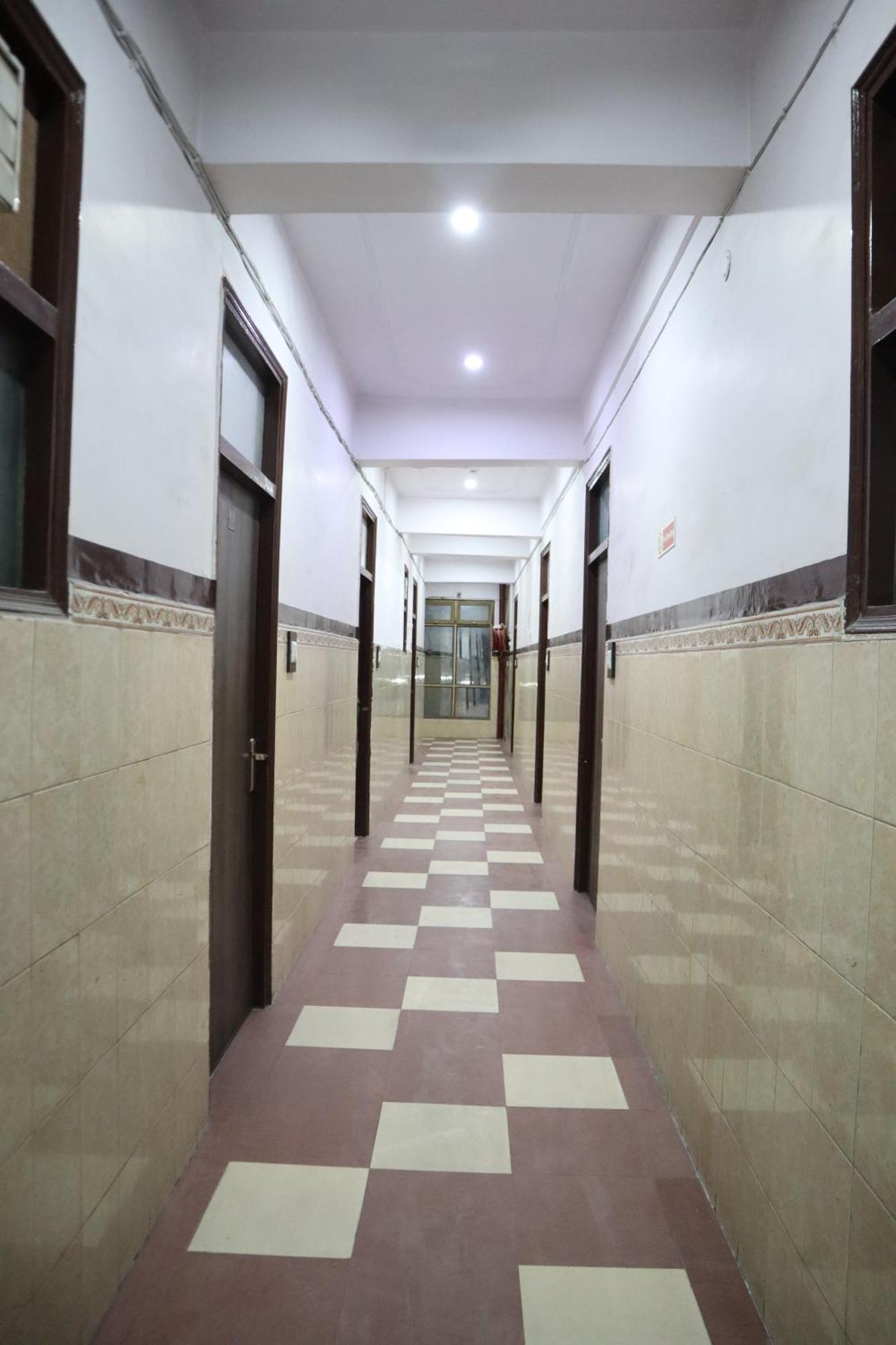 Hotel P R Palace Lucknow Esterno foto