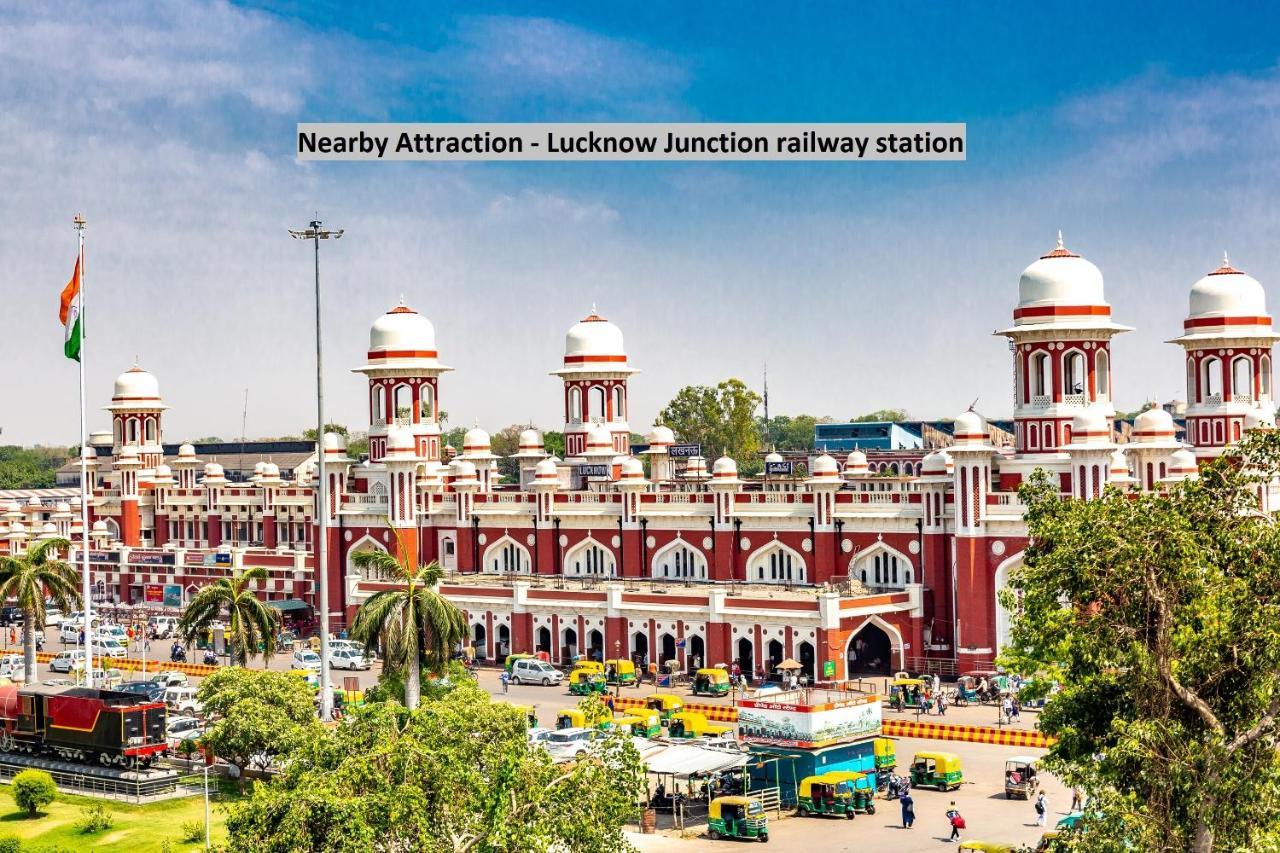 Hotel P R Palace Lucknow Esterno foto
